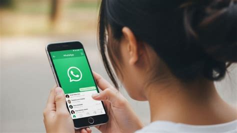 Cara Pakai Fitur Terjemahan Real-Time di WhatsApp