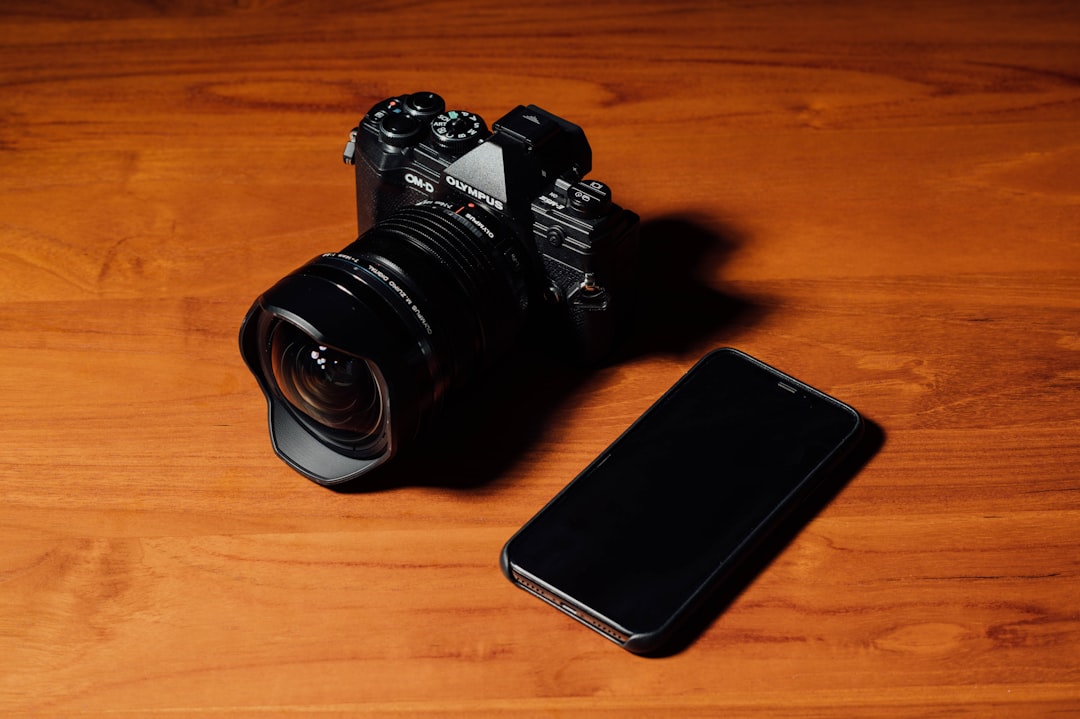 iPhone 15 Pro Max vs. S24 Ultra: Siapa Raja Videografi Mobile?