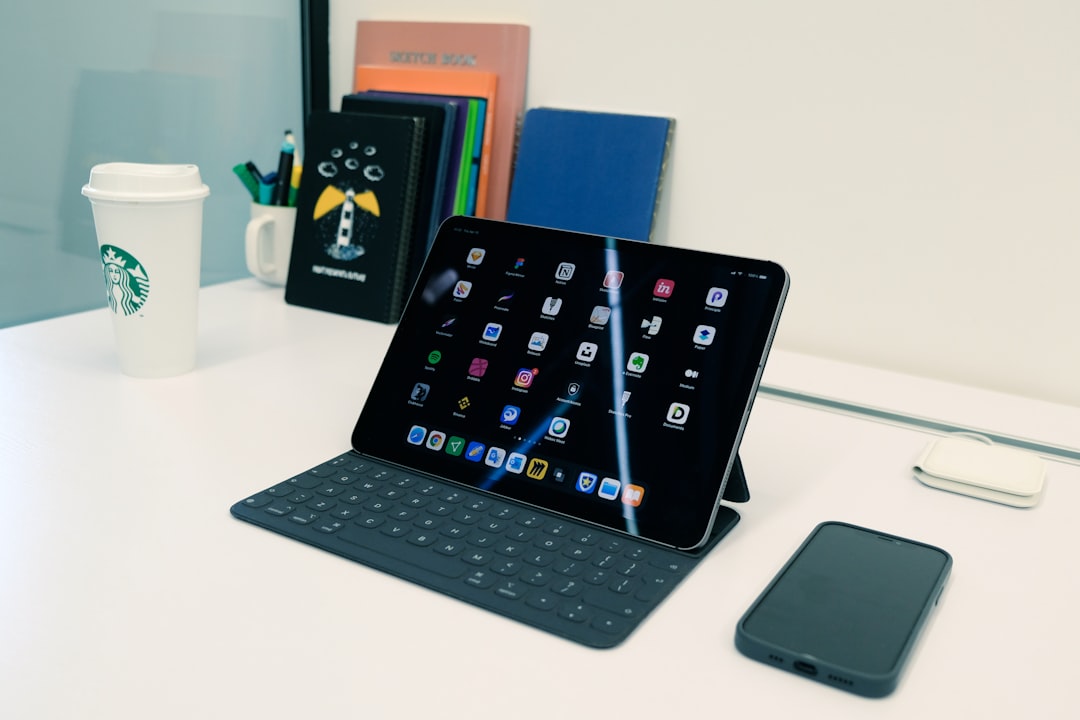 Smartphone, Tablet, Laptop: Mana Gadget Paling Efisien untuk Produktivitas Anda?