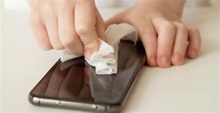 Cara Tepat Mengatasi HP Terkena Air Agar Tidak Mati Total