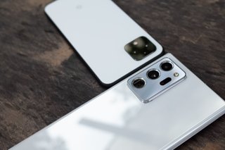 Duel Kamera: Samsung A54 vs. Google Pixel 7a, Siapa Juaranya?