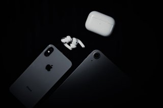 Duel Sengit: iPhone vs. Android - Mana yang Lebih Cocok untukmu?