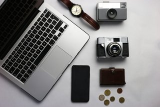 Handphone Bukan Sekadar Alat: Membangun Gaya Hidup Digital Aktif