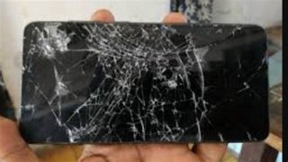 Layar HP Retak? Ini Cara & Estimasi Biaya Perbaikannya